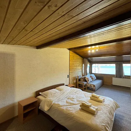 度假居 Raiski Kyt 多斯帕特