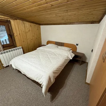 Raiski Kyt 度假居 多斯帕特