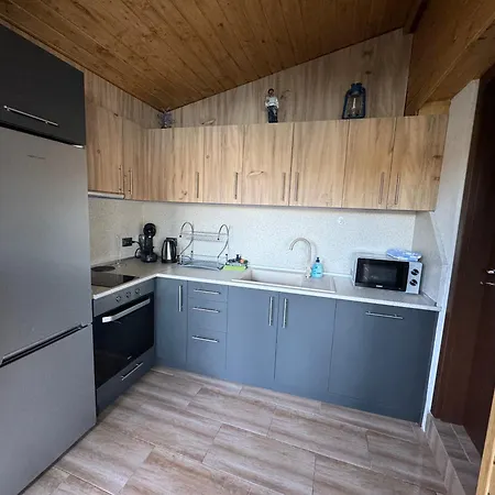 Raiski Kyt 度假居 *