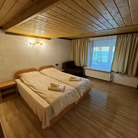 度假居 Raiski Kyt 多斯帕特