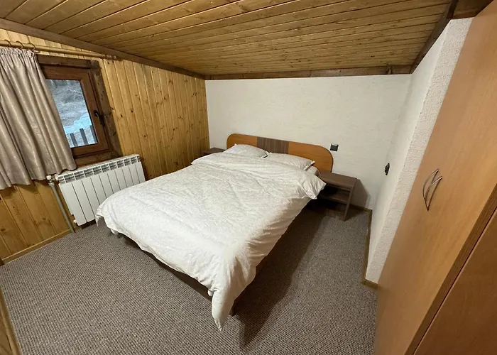 Raiski Kyt Hébergement de vacances Dospat